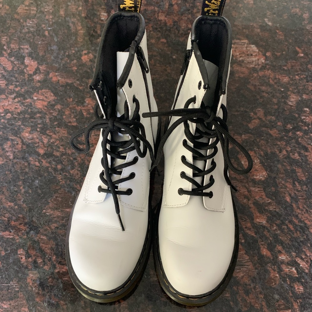 Dr. Martens White 1460 Women’s Size 7